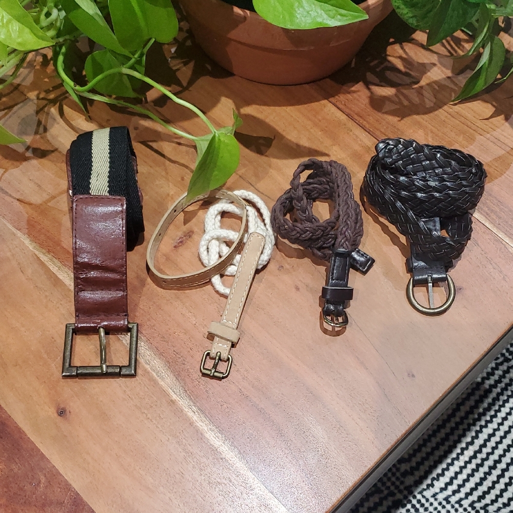 Womens Assorted Belt Bundle